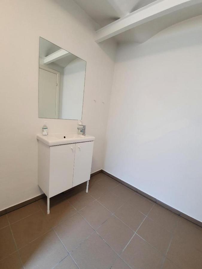 Pa Landet Apartment กรินด์สเตด ภายนอก รูปภาพ