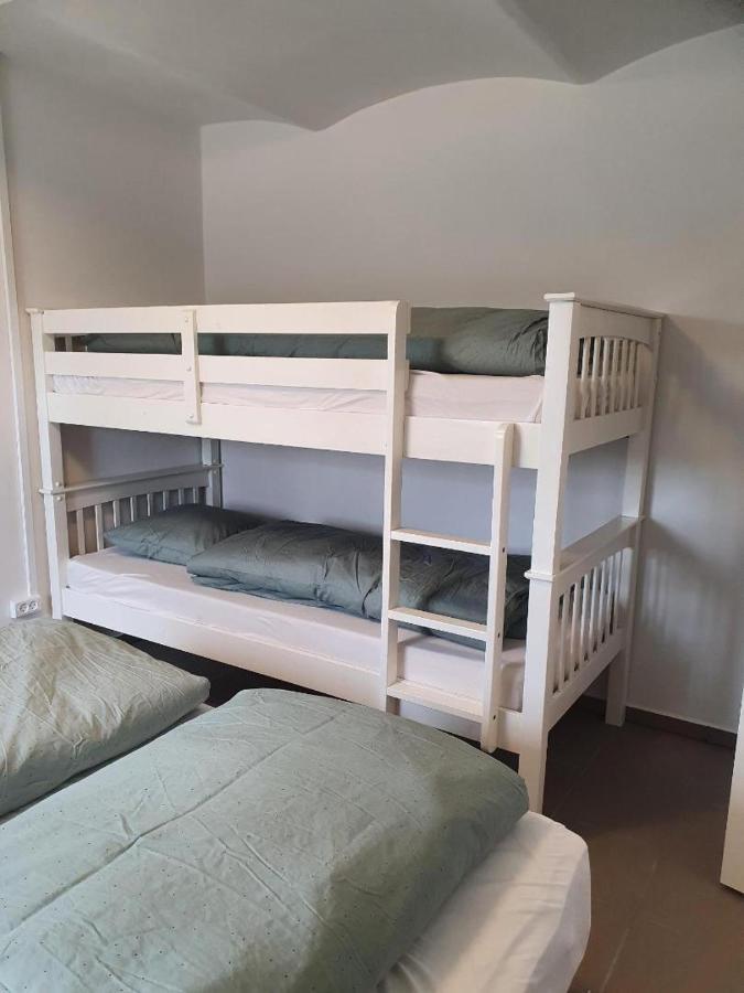 Pa Landet Apartment กรินด์สเตด ภายนอก รูปภาพ