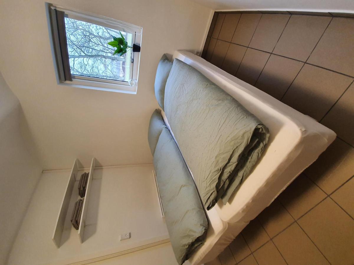 Pa Landet Apartment กรินด์สเตด ภายนอก รูปภาพ