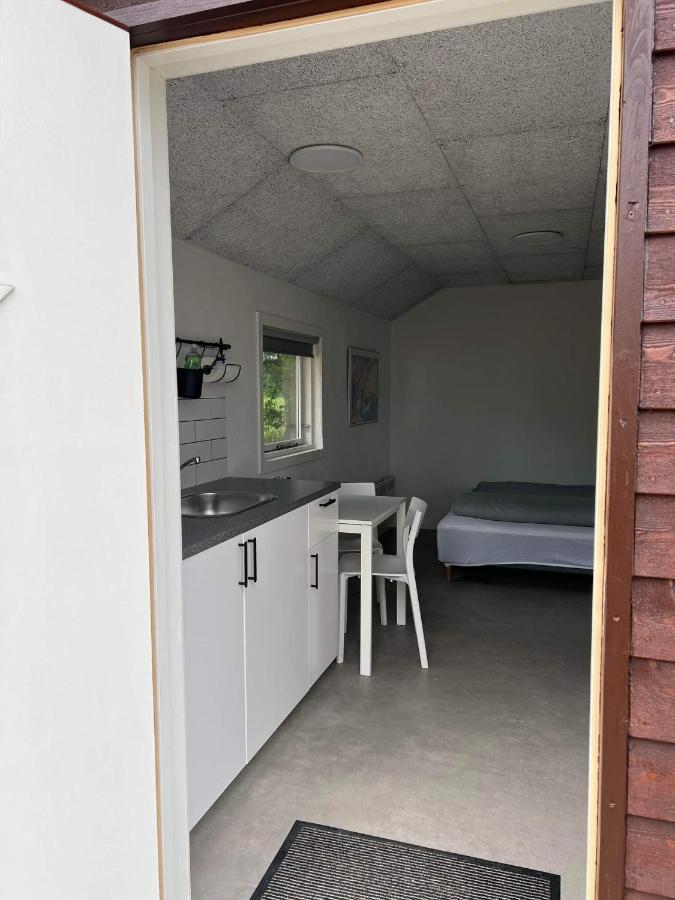 Pa Landet Apartment กรินด์สเตด ภายนอก รูปภาพ